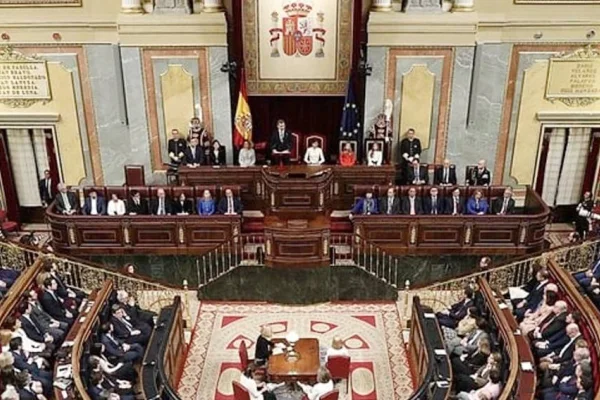 Sömürgecinin meclisinde bir ilk