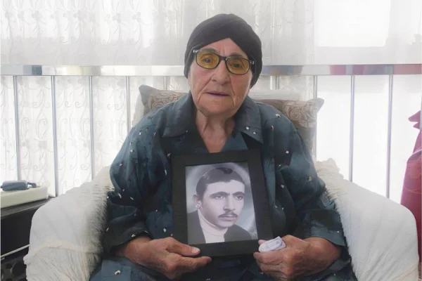 K. Ana’nın sol kolu