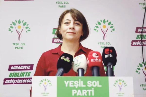 Kadınlara çağrı: Kongreye sel olup akmalıyız