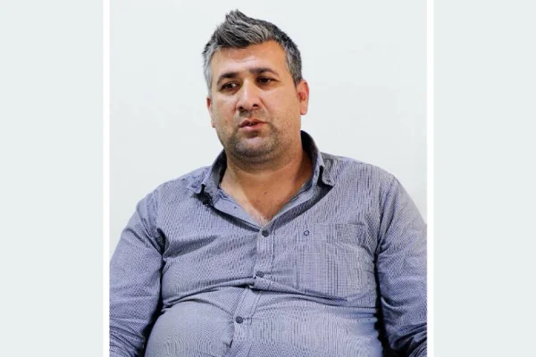 Halkı terk etmeye zorluyor