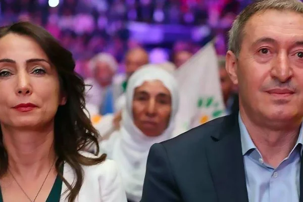 Estetize edilmiş siyaset