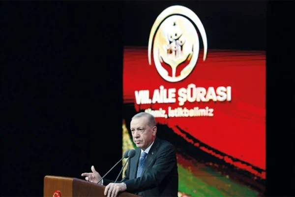 ‘En az 3 çocuk’ dayatması