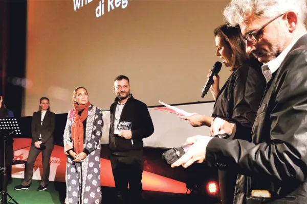 Gava Şitil Mezin Dibin’e iki ödül