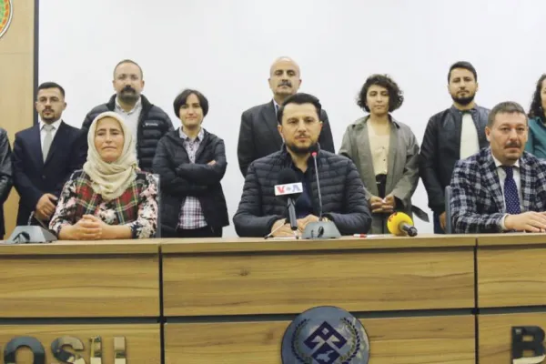 Hasta tutsaklar tedavi edilmiyor
