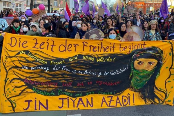 ‘Jin, Jiyan, Azadî’’nin sesi oldular