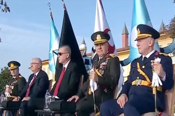 Erdoğan ve siyah sancak