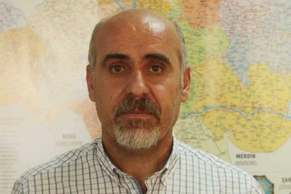 O tabelaları asacağız