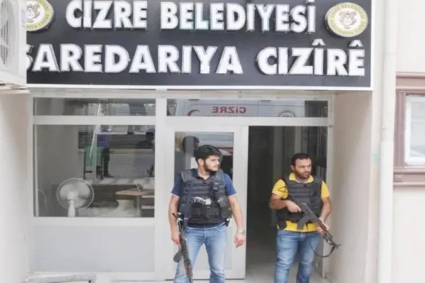 Cizîr kayyumları, 40 taşınmazı sattı