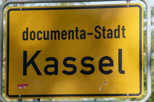 Documenta’da istifa krizi
