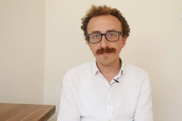 Muhalif avukatlar devlet kıskacında