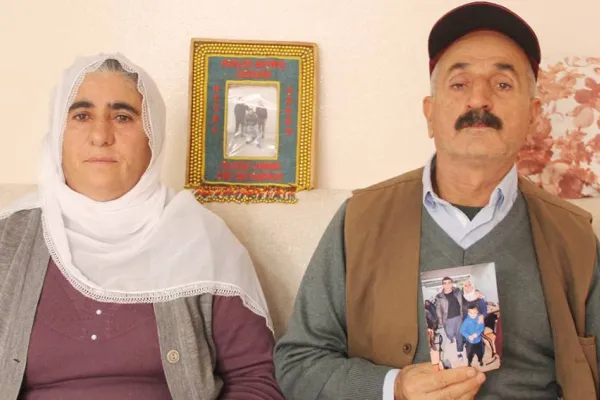 Kalan tek ayağını da geri atmayacak