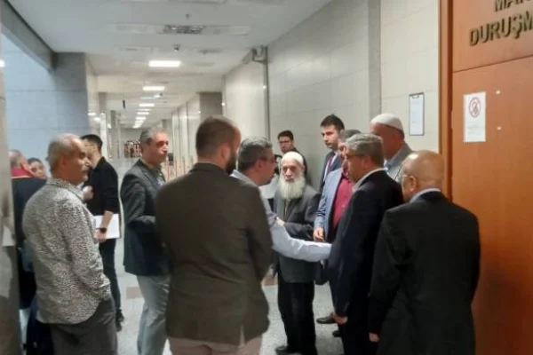 20 Kürt alime ceza istendi