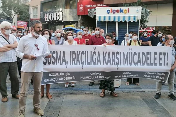 Devlet destekli ırkçılık