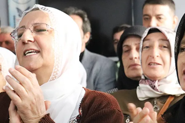 Tecridi halkın mücadelesi kırar