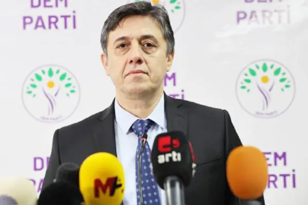 Devlet güçlerinden seyyar seçmen