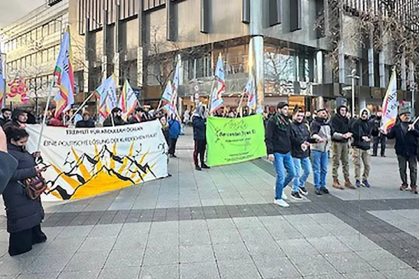 Hannover’de gençlik eylemi