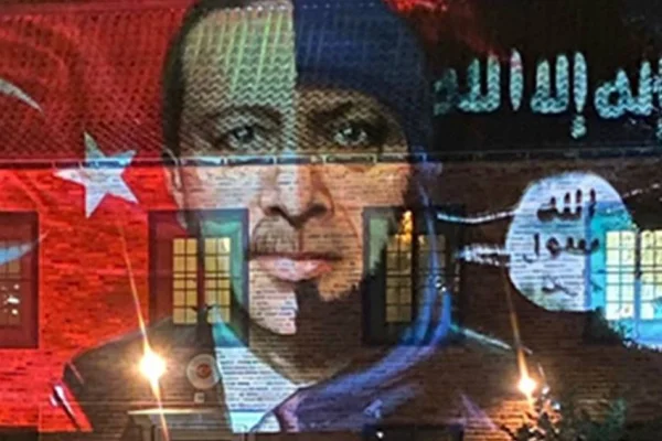 İki foto bir gerçek