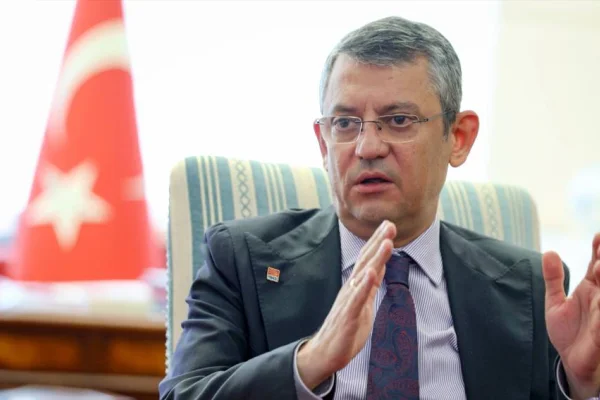 Özel’in eksik soruları yanlış cevapları