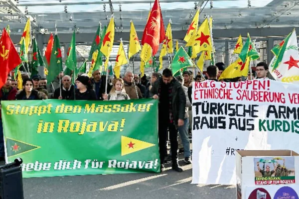 İsviçre’de 5 merkezde eylem