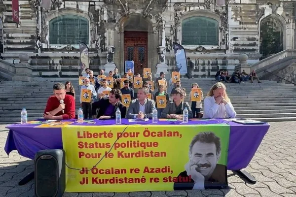 Tecrit Kürt öfkesini büyütüyor