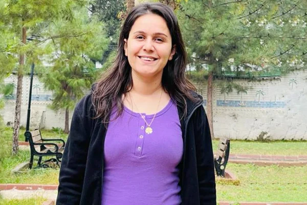 Kadın eli değecek