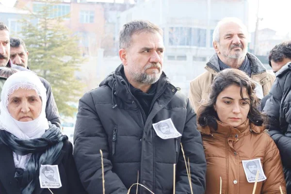 Karaağar mezarı başında anıldı