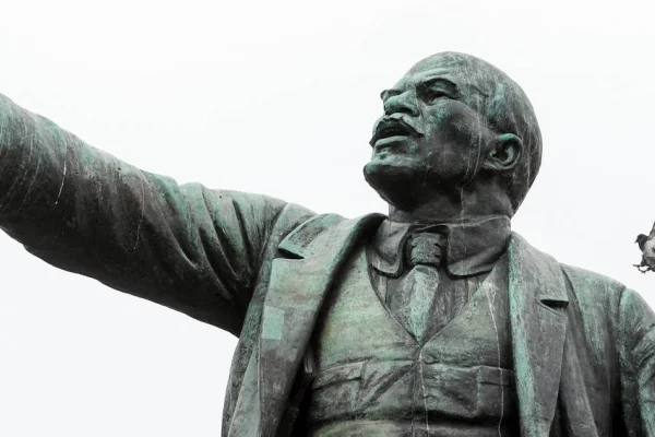 Yüzyıl sonra Lenin’in güncelliği