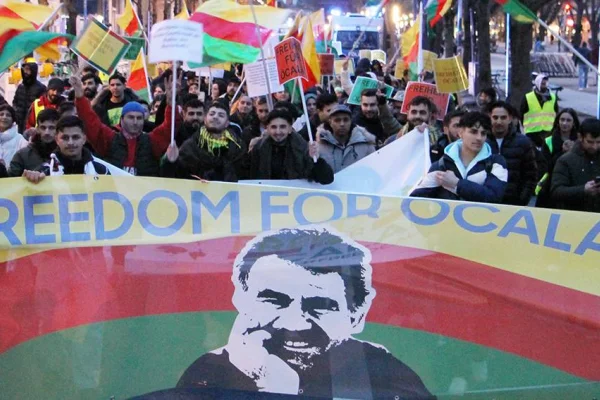 Berlin’de gençler: Yılmak yok, direneceğiz