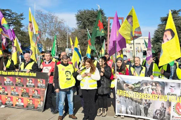 Köln’de olacağız