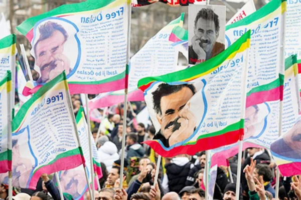Diplomasi alanında kadınsız Öcalan'a özgürlük podyumları