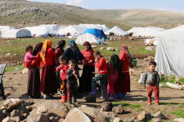 Dağları bombalasalar da yine koçer olacağız