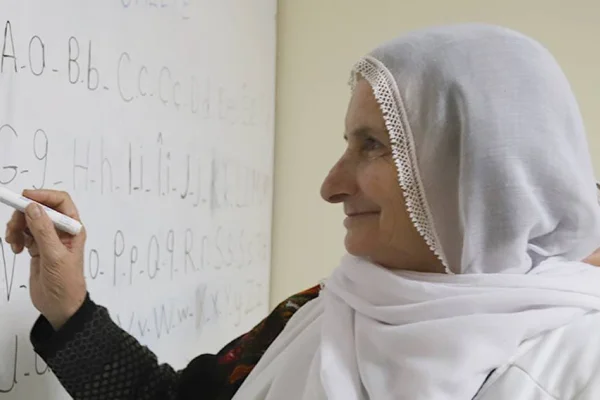 Adalet Nöbeti'nde Kürtçe eğitim