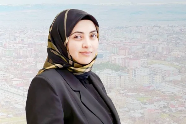 İki eşbaşkanın projelerine devam