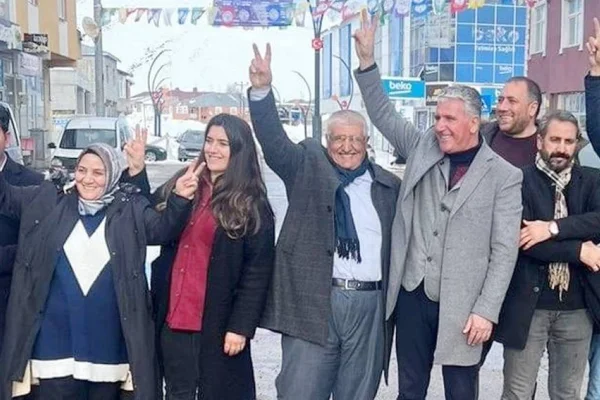 Qereyazî için projeleri hazır