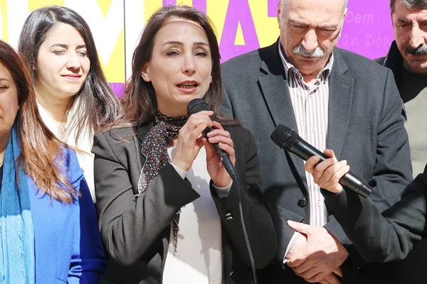Hiçbir Kürt, AKP'ye oy vermemeli