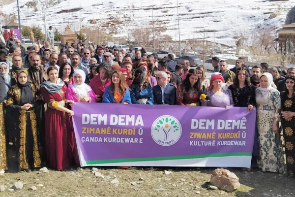 DEM Parti’den Kürtçe sözü