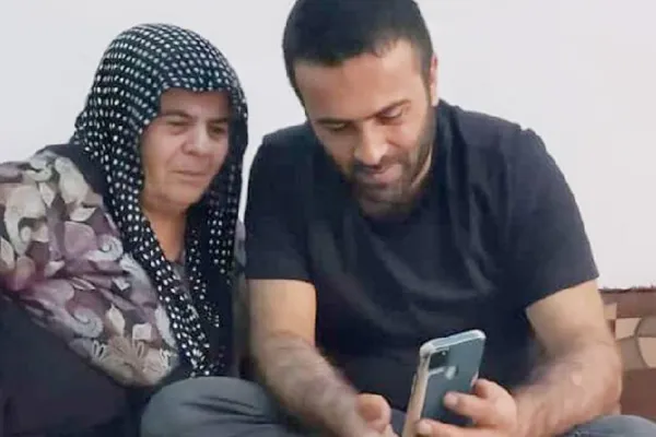 Gazeteci Ehmed’in annesi: Oğlumdan haber verin