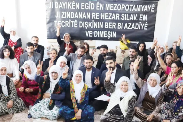 Tutsakların talepleri kabul edilmeli