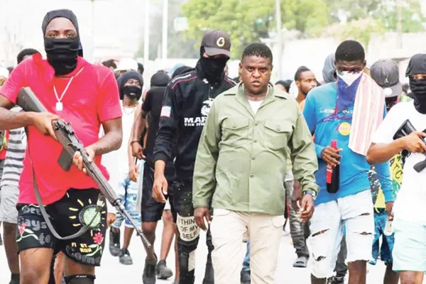 200 yıldır yağmalanan Haiti