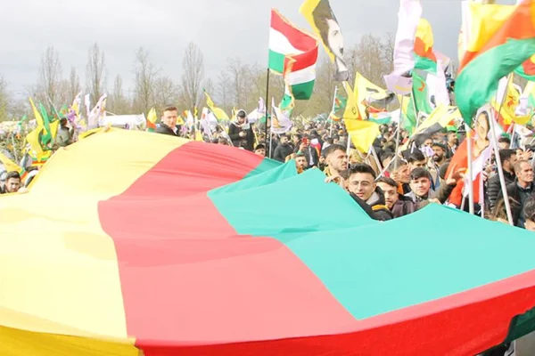 Newroz’un adresi Frankfurt