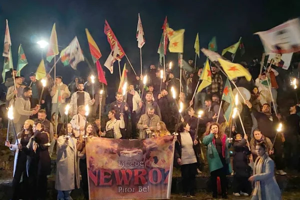 Kürtlerin Newroz coşkusu