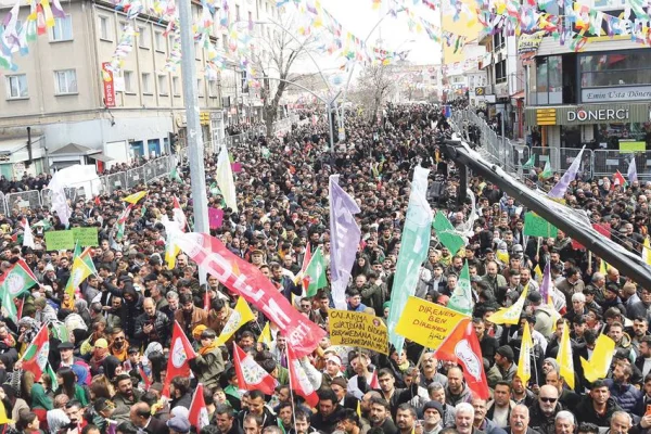 Savaş hazırlığı çıkmaz yoldur