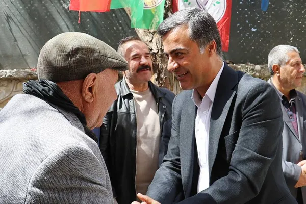 Wan direnişi halklara umut oldu