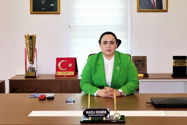 Takımın kupasını bile çaldı