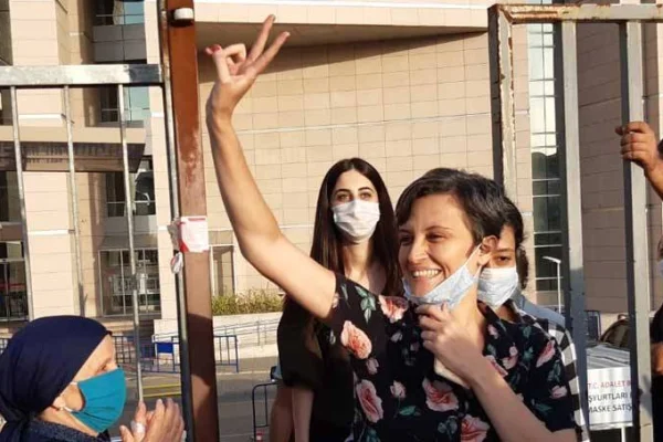 ‘İsimsizler Hareketi’ne üç tutuklama