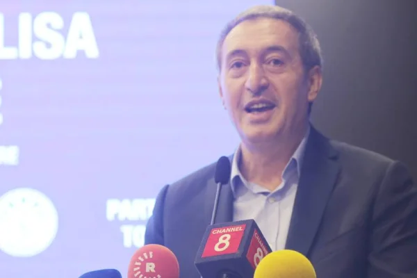 Bakırhan: Belediyelerin işi hizmettir