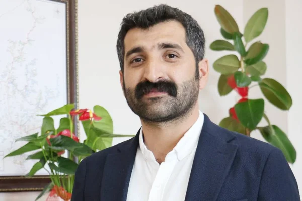8 yıllık tahribat yetmedi