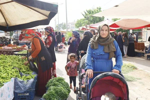 Pazardan eli boş dönüyorlar