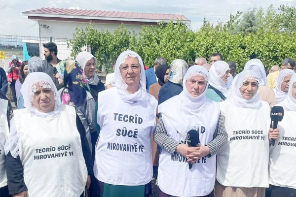 Özgürlüğe ses ver