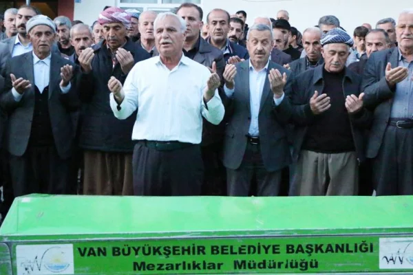Soydan’ın cenazesi Gever’de defnedildi
